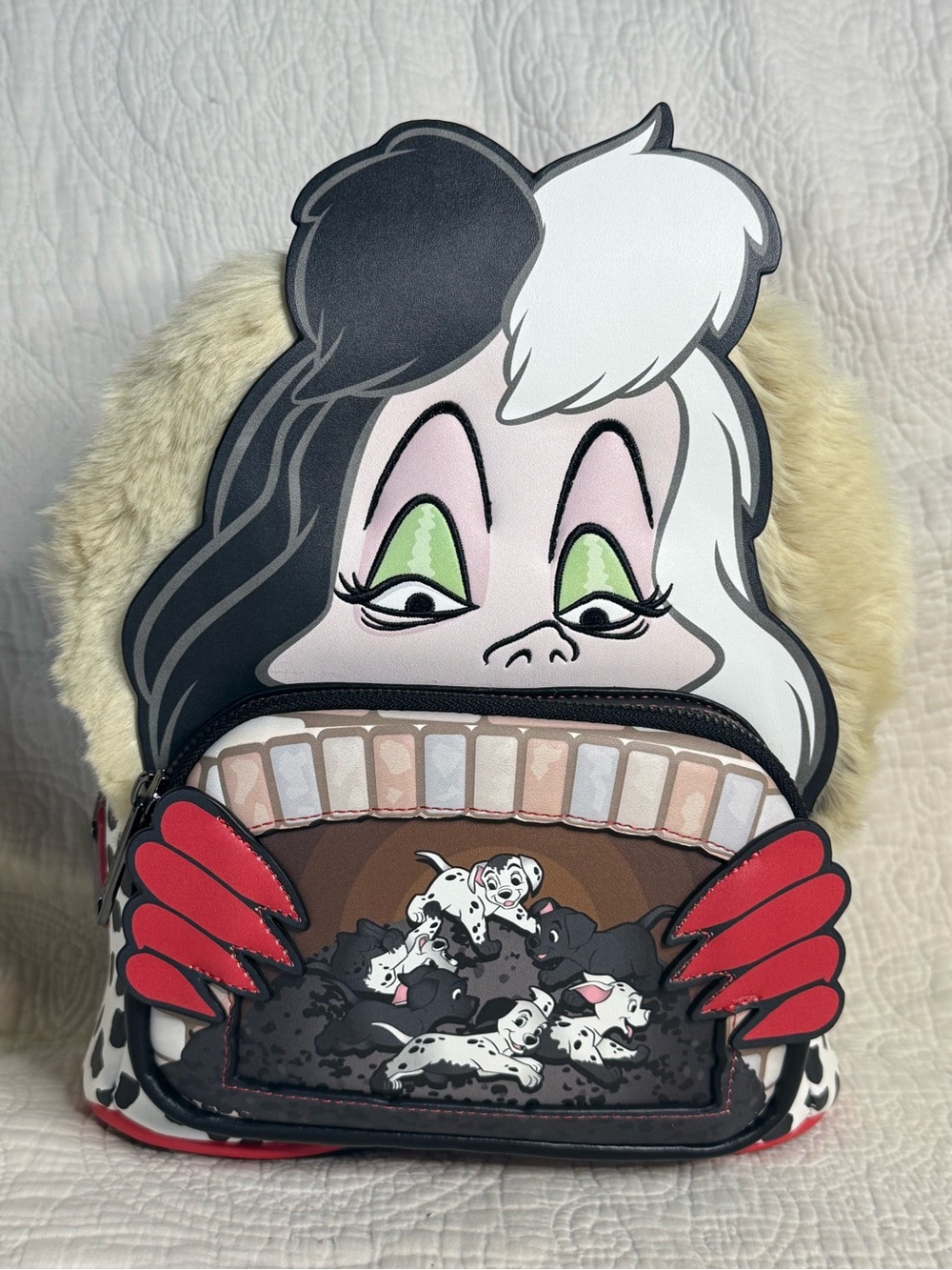 Loungefly Disney 101 Dalmatians Cruella De Vil Villains Scene Mini backpack NWT